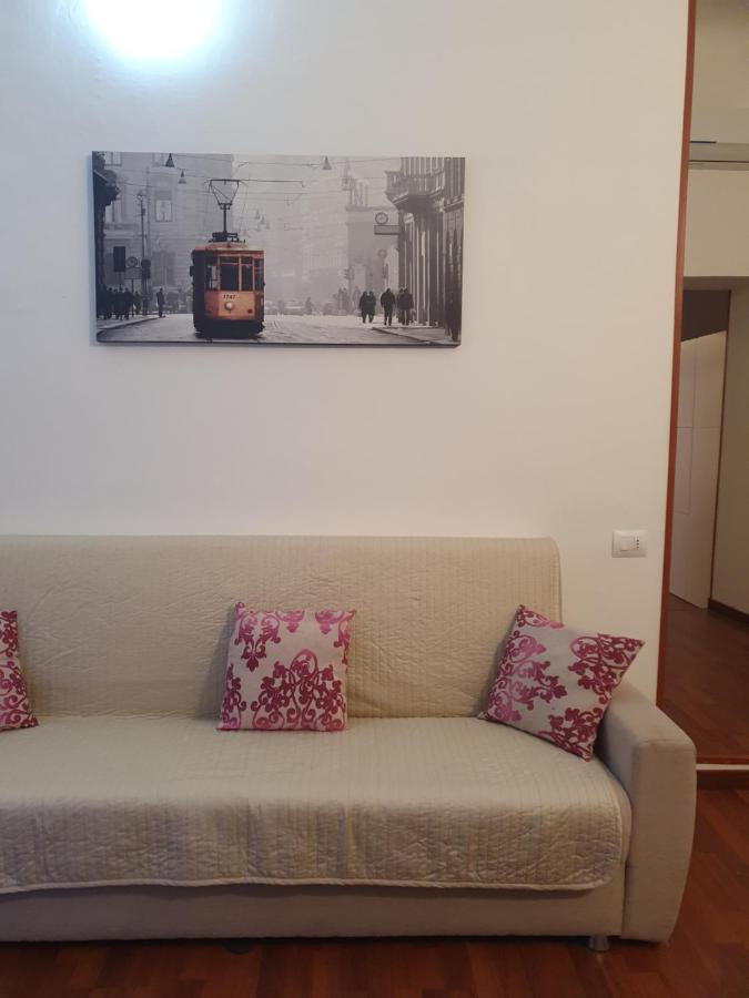Arena Suite All Comforts - With Free Parking Garage Per Qualified Rate - Con Parcheggio Incluso Per Le Tariffe Qualificanti - Metro Verde Greenline Moscova Milano Exteriör bild