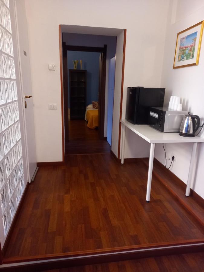 Arena Suite All Comforts - With Free Parking Garage Per Qualified Rate - Con Parcheggio Incluso Per Le Tariffe Qualificanti - Metro Verde Greenline Moscova Milano Exteriör bild